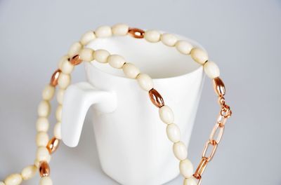 神秘魅力，璀璨夺目——丽银新款猫头鹰镶宝石项饰，时尚与工艺的完美融合